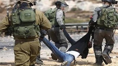 سلطات الاحتلال تعتقل 14 إسرائيليًا .. تفاصيل 