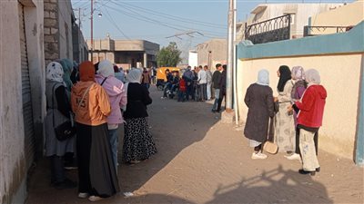 إحالة طالبين للتحقيق حاولوا تصوير ورقة امتحان الإنجليزي  بالشرقية