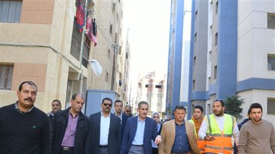 محافظ الغربية يتابع مشروعات الرصف والتطوير بطنطا