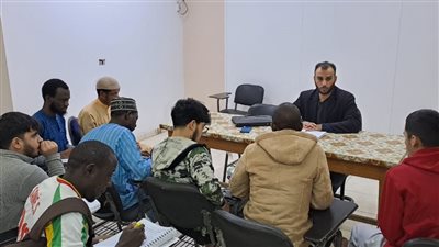 البحوث الإسلامية يعقد برنامجًا لمراجعة المقررات الدراسية للوافدين 