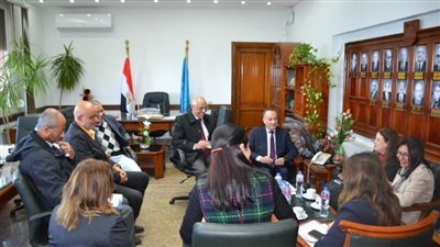 وفد برنامج رواد وعلماء مصر يزور جامعة الإسكندرية