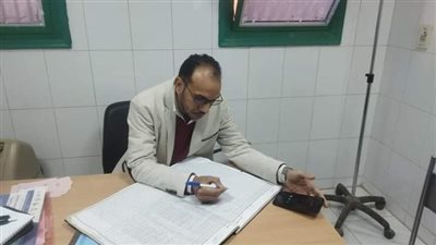 لتغيبهم عن العمل.. إحالة أطباء 3 وحدات صحية بنجع حمادي لتحقيق