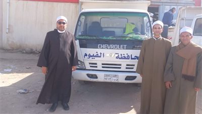 أوقاف الفيوم تسلّم 8 آلاف شنطة غذائية للأسر الأولى بالرعاية 