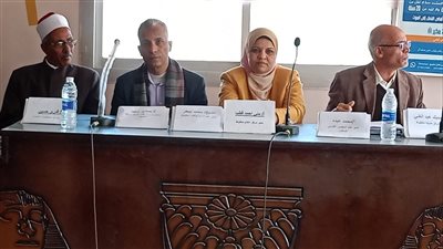 منتدى حواري حول تداعيات القضية السكانية وأثرها علي مشروعات التنمية بمنفلوط