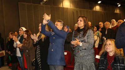 إقبال جماهيري باحتفالية المركز القومي للمسرح بمناسبة عيد الشرطة.. صور