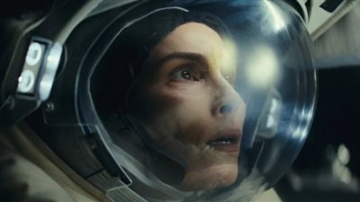  Apple تطرح مقطعًا دعائيًا غامضًا لأحدث سلسلة أفلام الخيال العلمي Constellation