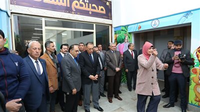 زيارة محافظ الشرقية لجامعة الزقازيق للوقوف على نشاط معمل الابتكار 