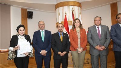 وزيرة الثقافة ونظيرها اليمني يشهدان ختام الورشة التدريبية لإعداد قوائم الحصر للتراث 