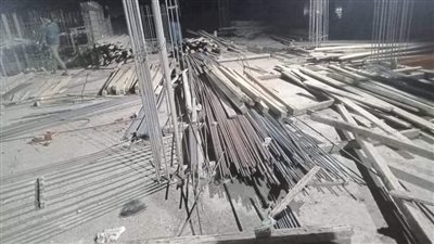 إزالة التعديات ومصادرة معدات ومواد البناء بمركز أبشواي 