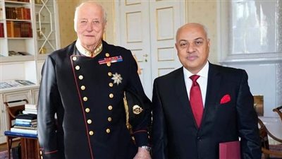 سفير مصر في أوسلو يقدم أوراق اعتماده إلى ملك النرويج