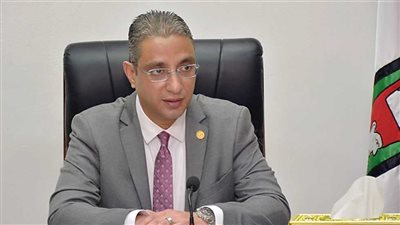 محافظ الفيوم يهنئ الشعب المصري بذكرى ثورة 25 يناير وعيد الشرطة