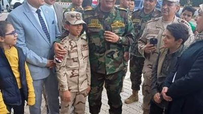 طلائع الشرقية يزورون قاعدة قوات المظلات بإنشاص احتفالًا بذكرى ثورة 25 يناير