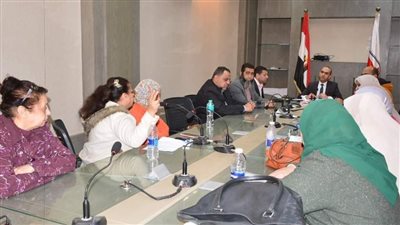 نائب محافظ سوهاج يعقد إجتماعا لمتابعة منظومة الشكاوى الحكومية الموحدة