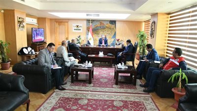 محافظ الفيوم يشدد على توفير الخدمات الطبية والعلاجية للمرضى بمختلف المستشفيات 