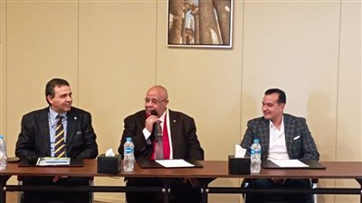 رئيس جامعة الأقصر يفتتح ورشة عمل مشروع  