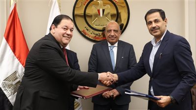 وزير قطاع الأعمال يشهد توقيع اتفاقية إنشاء وتأسيس شركة جديدة لرفع تركيز خام الفوسفات