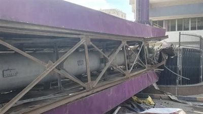 استدعاء المسئولين عن تركيب الإعلان المنهار في المريوطية