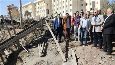 محافظ بني سويف يتفقد بدء أعمال مشروع كوبري الشاملة