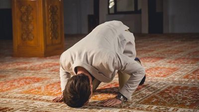 إليك أشهر الأدعية المأثورة تقال عند السجود 