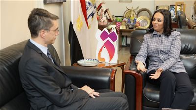 رئيسة القومي للمرأة تستقبل المدير الإقليمي للبنك الدولي في الشرق الأوسط