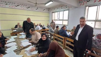 وكيل تعليم الشرقية يُشدد بمراعاة الدقة والمراجعة الشاملة لأجزاء أوراق إجابة الشهادة الاعدادية لإعطاء كل طالب حقه