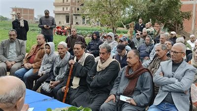 قافلة إرشادية لتوعية المزارعين بالمحاصيل الشتوية بقرية شوبر  