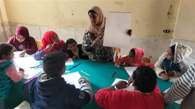 ورشة عمل لمشروع تدريبي للرسم وفن التظليل وثلاثي الأبعاد بمركز شباب الوقف