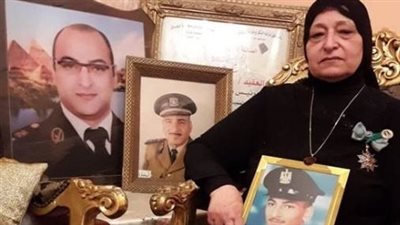 بالفيديو.. والدة الشهيد العقيد أحمد حسين: 