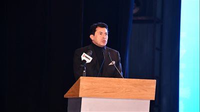 وزير الشباب والرياضة يشهد حفل افتتاح بطولة كأس العالم للرماية