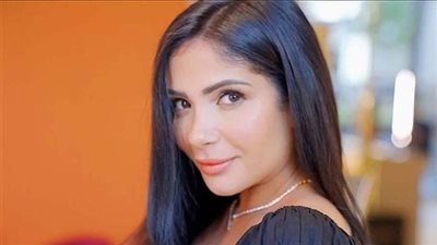 منى زكي عن رحلة 404: يحمل معاني فلسفية ستنال إعجاب الجمهور 