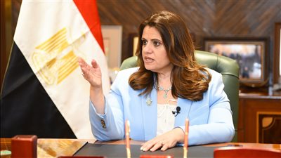 وزيرة الهجرة: الفن أهم لغة لبناء جسور التواصل بين شعوب العالم