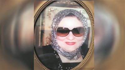 الفنانة ملك الدربى تكشف حقيقة تصديها لنقيبة التشكيليين