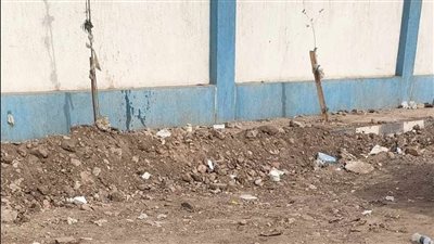 غيبوية حي شرق أسيوط تؤدي إلي انتشار القمامة والأسفلت المكسّر