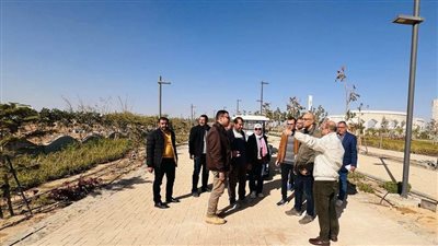 رئيس جهاز العاصمة الإدارية الجديدة يتفقد سير العمل بالحدائق المركزية 