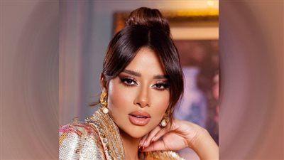  بلقيس فتحي تخرج عن المألوف بملامح الوجه (صور)