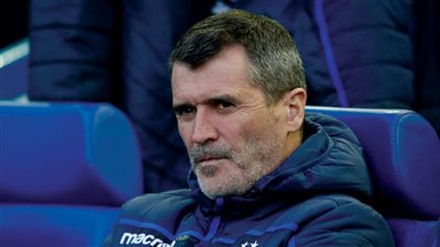 قائد مانشستر يونايتد السابق يعلق على رحيل كلوب عن ليفربول