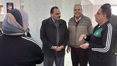 نائب رئيس جامعة بنها يتفقد إقامة الوفود المشاركة بملتقى إبداع الخامس