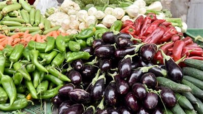 أسعار الخضار اليوم الأحد بسوق العبور للجملة.. البطاطس بكام