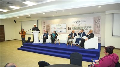معرض القاهرة للكتاب .. الصالون الثقافي يلقي الضوء على دور الترجمة في التواصل بين الحضارات