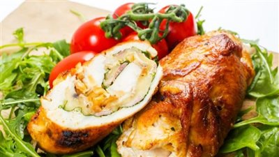 رولات الدجاج بالخضار والمشروم