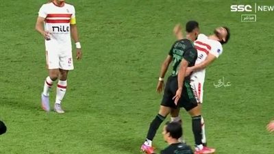شاهد.. طرد علي مجرشي في مباراة أهلي جدة والزمالك