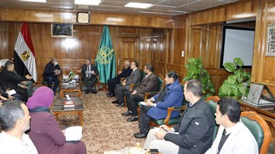 الهجان يبحث سبل التعاون مع رئيس الجمعية التعاونية للبترول
