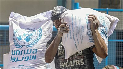 عقب تعليق التمويل للأونروا..الألم الفلسطيني يتفاقم بفرض سياسات التجويع ومخاطر تهدد 2 مليون لاجىء