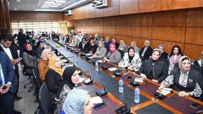 وزيرة الهجرة ومحافظ الدقهلية يجريان جولة تفقدية في مقر ديوان عام المحافظة