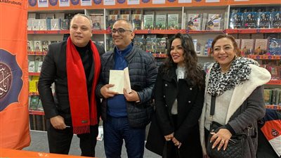 معرض القاهرة للكتاب .. تامر عبد المنعم يوقع كتابه الجديد 