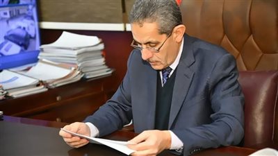 محافظ الغربية يناقش مشروع موازنة العام المالي.