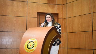 الهجرة تؤكد: توفير فرص عمل لائقة للشباب وفقا لاحتياجات أسواق العمل الدولية