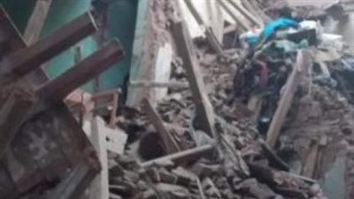 إصابة سيدة في إنهيار منزل قديم بجرجا