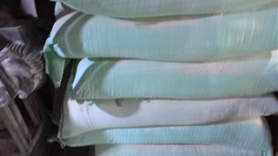 ضبط سيارة محملة بـ11 طن دقيق بغرض بيعه فى السوق السوداء بالغربية