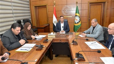 الدقهلية تناقش أعمال ترفيق 108 فدان بالمرحلة الرابعة بالمنطقة الصناعية بجمصه